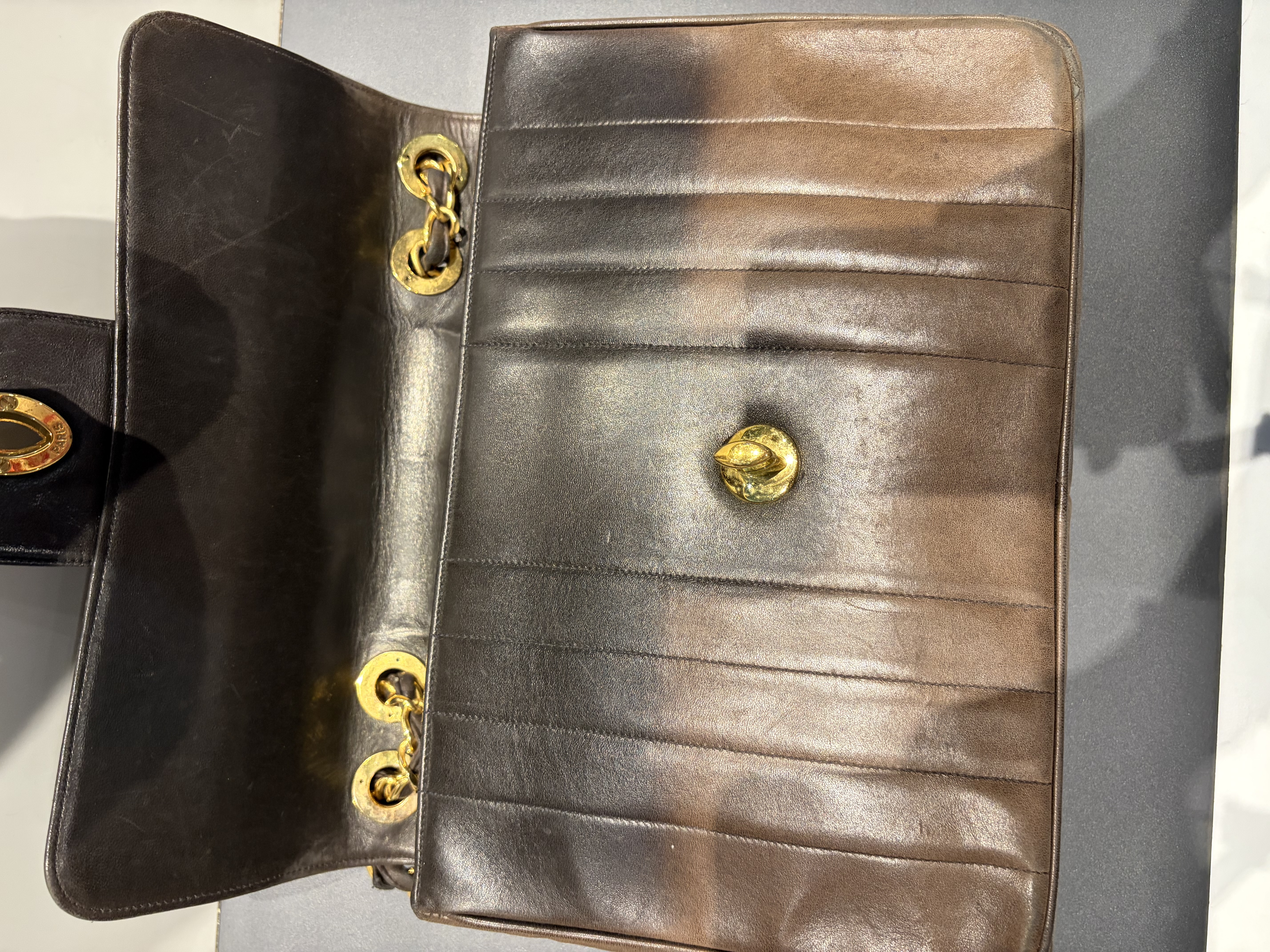 Sac Chanel Classique Flap confie a Turn The Bags pour estimation - photo 1
